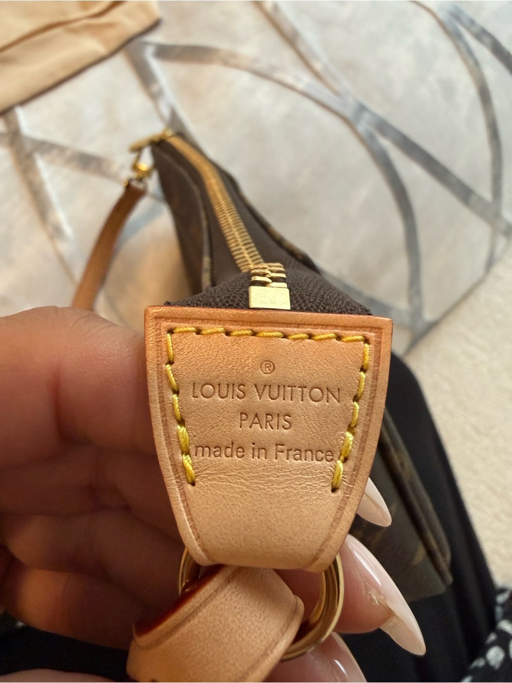 Louis Vuitton Pochette Accessories - Picture 4 of 7